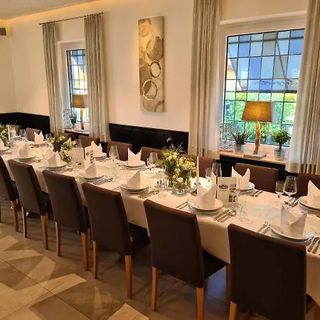 Szálloda Am Wintergarten 3*