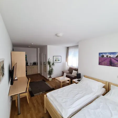 Am Wintergarten בוכולט