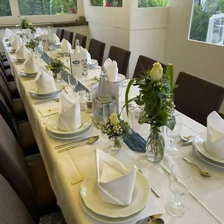 Am Wintergarten 3*