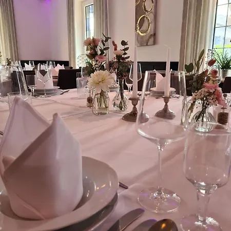 Hotel Am Wintergarten 3*