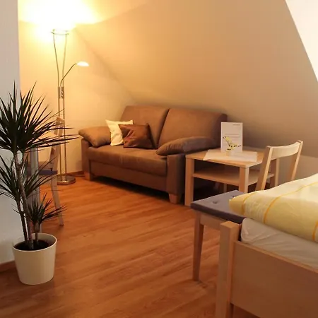 Hotel Am Wintergarten 3*